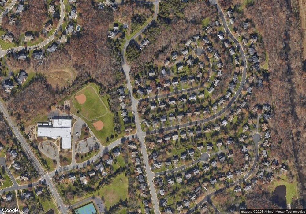 15485 Waters Creek Dr, Centreville, VA 20120 - photo 1