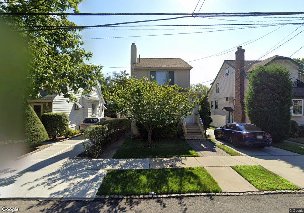 3335 170th St, Flushing, NY 11358 - photo 1