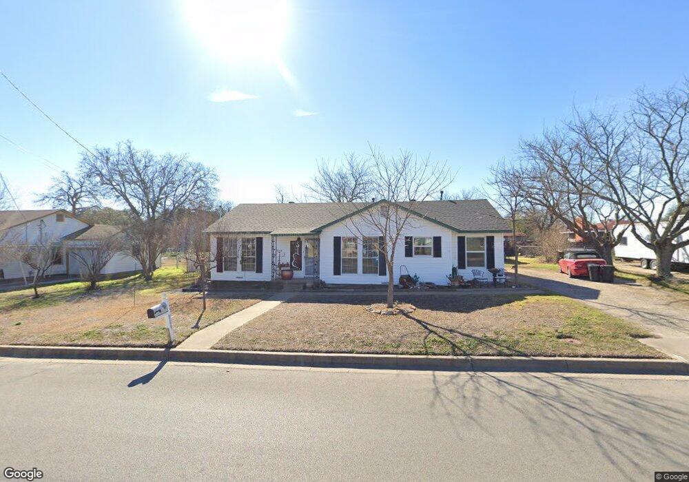 809 W Couts St, Weatherford, TX 76086 - photo 1