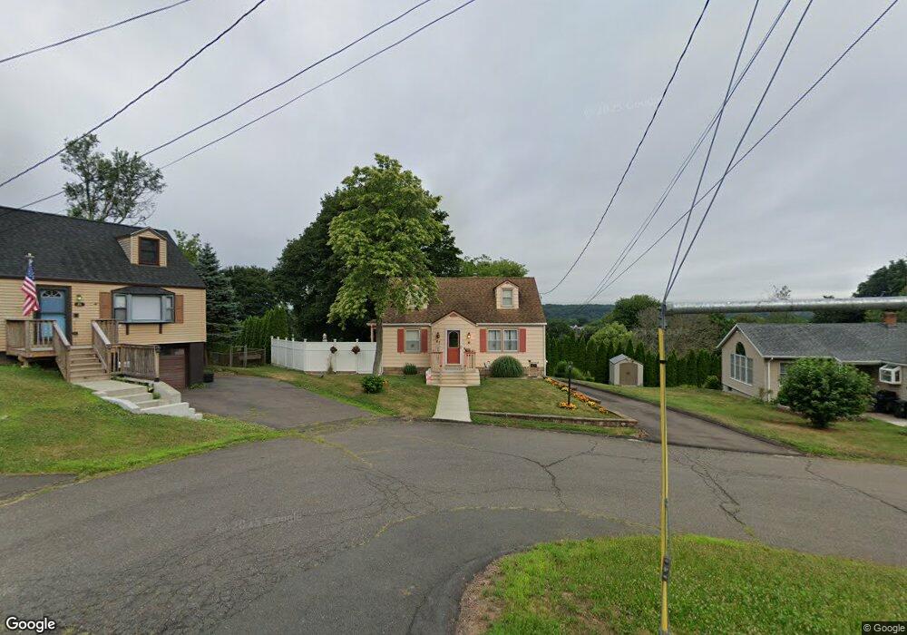 47 Carriage Dr, Wallingford, CT 06492 - photo 1