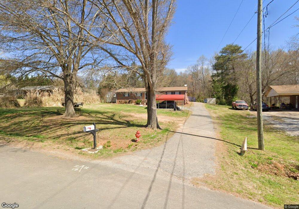 638 Poplar Dr, Shelby, NC 28152 - photo 1