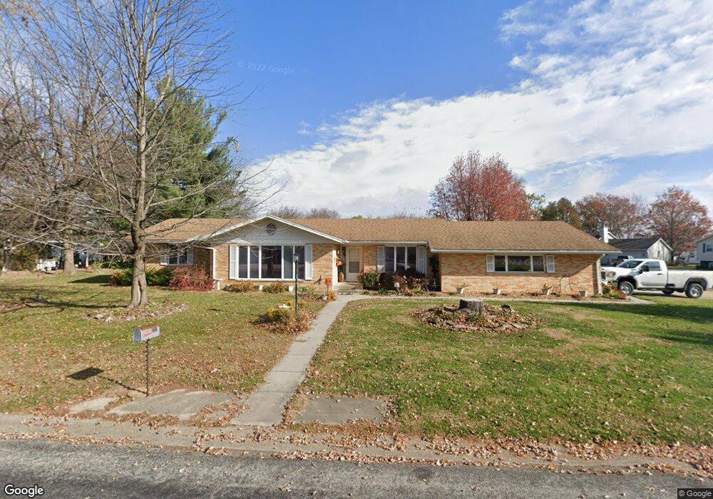 1000 N Wenthe Dr, Effingham, IL 62401 - photo 1