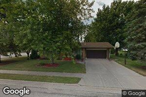 545 River Dr, Mishicot, WI 54228