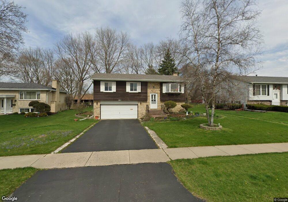 321 Independence Dr, Aurora, IL 60506 - photo 1