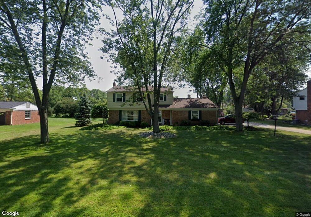 7961 Ferry Rd, Grosse Ile, MI 48138 - photo 1