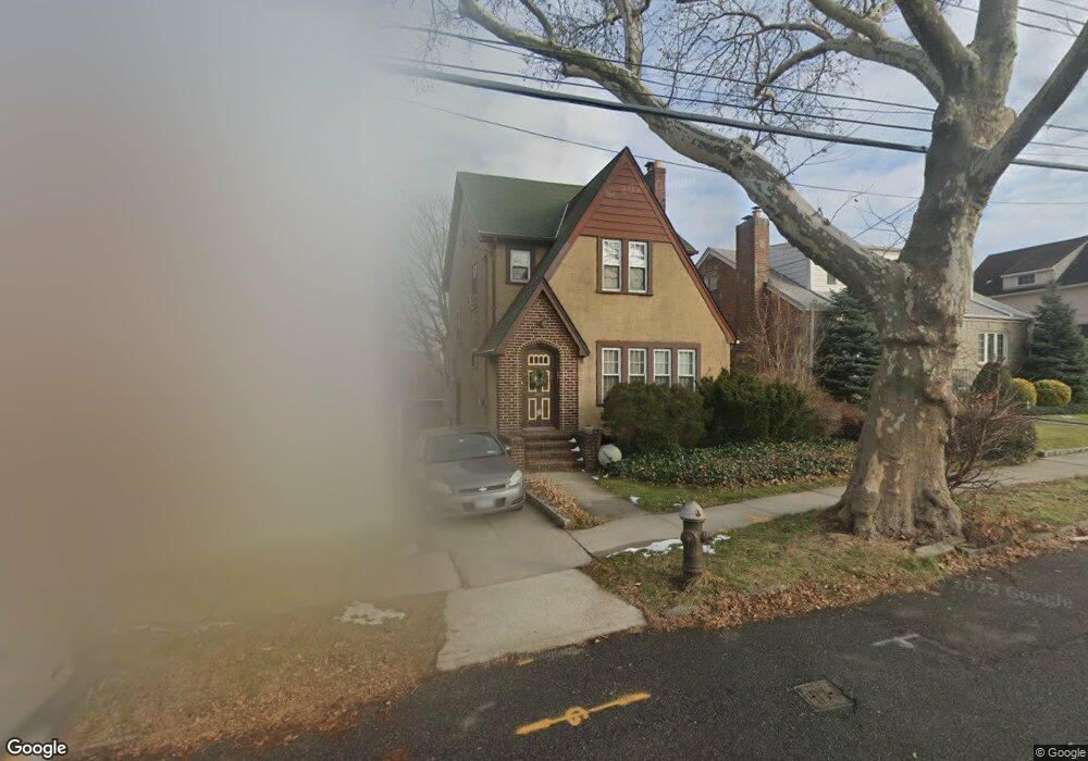 1331 146th St, Whitestone, NY 11357 - photo 1