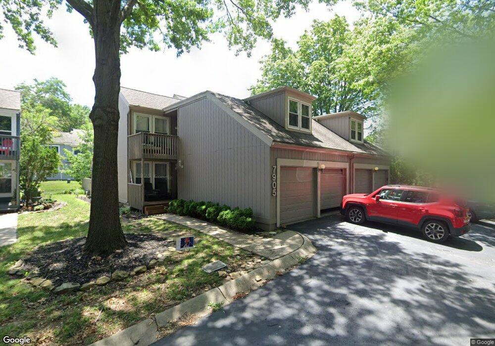 7903 Colony Ln, Lenexa, KS 66215 - photo 1