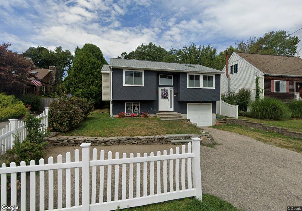 17 Aroostook Trail, Narragansett, RI 02882 - photo 1