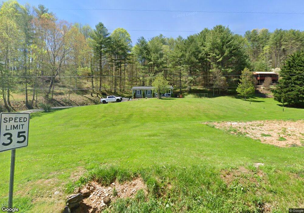 259 Jr Pate Rd, Burnsville, NC 28714 - photo 1