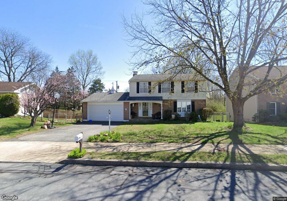 101 Poplar Dr, Reading, PA 19606 - photo 1