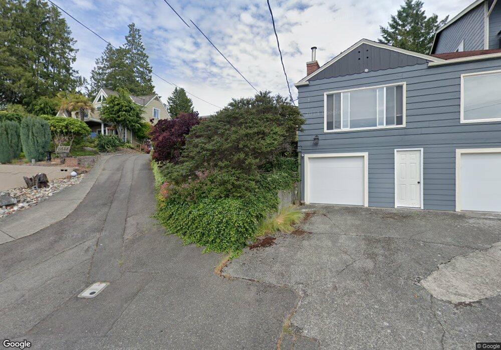 2219 Day Island Blvd W, University Place, WA 98466 - photo 1