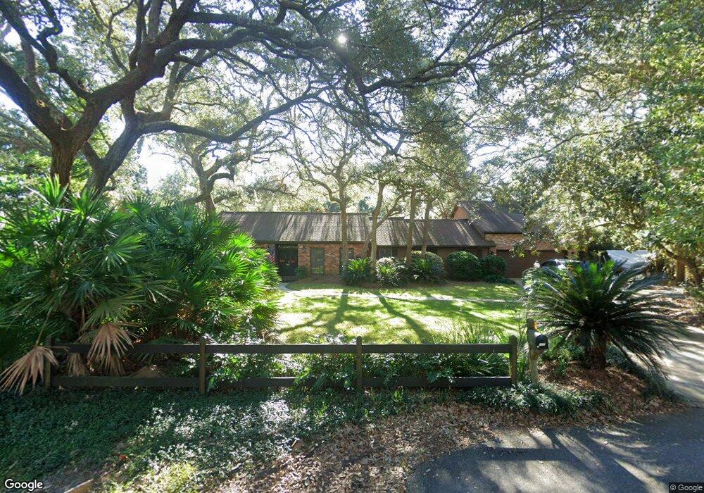 305 Seabrook Way, Saint Simons Island, GA 31522 - photo 1