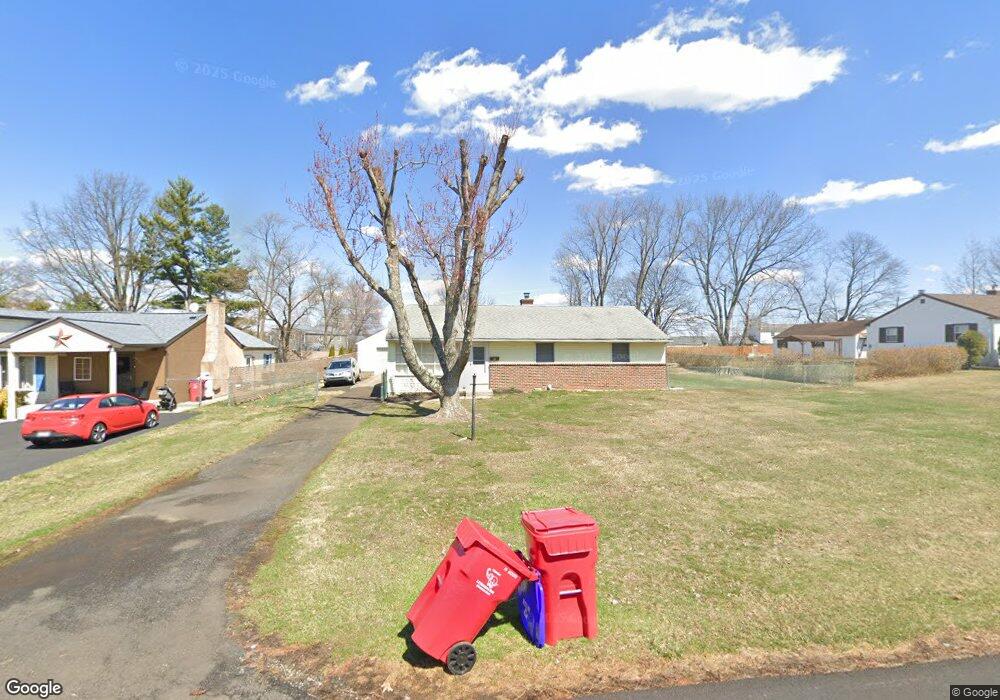 545 Hallowell Ave, Warminster, PA 18974 - photo 1