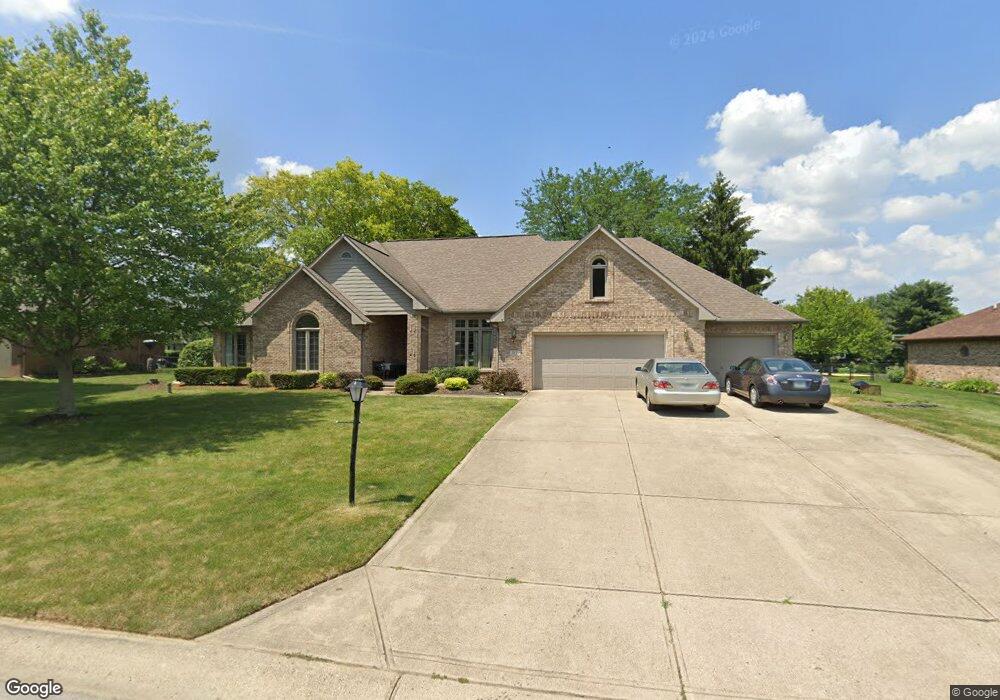 7826 Wooden Shoe Cir, Avon, IN 46123 - photo 1