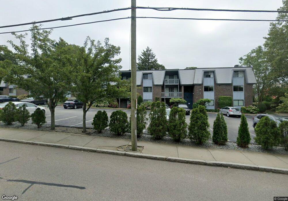 125 Van Zandt Ave unit 207, Newport, RI 02840 - photo 1