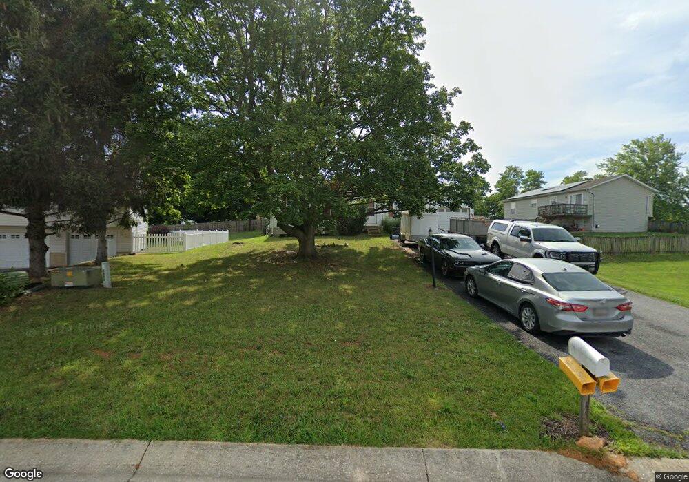 3317 Sutton Ct, Manchester, MD 21102 - photo 1