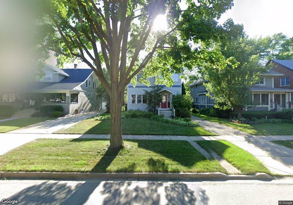 324 N Addison Ave, Elmhurst, IL 60126 - photo 1