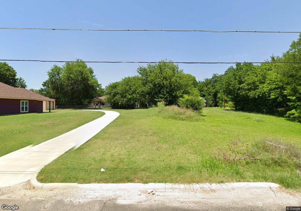 729 E 5th St, Bonham, TX 75418 - photo 1