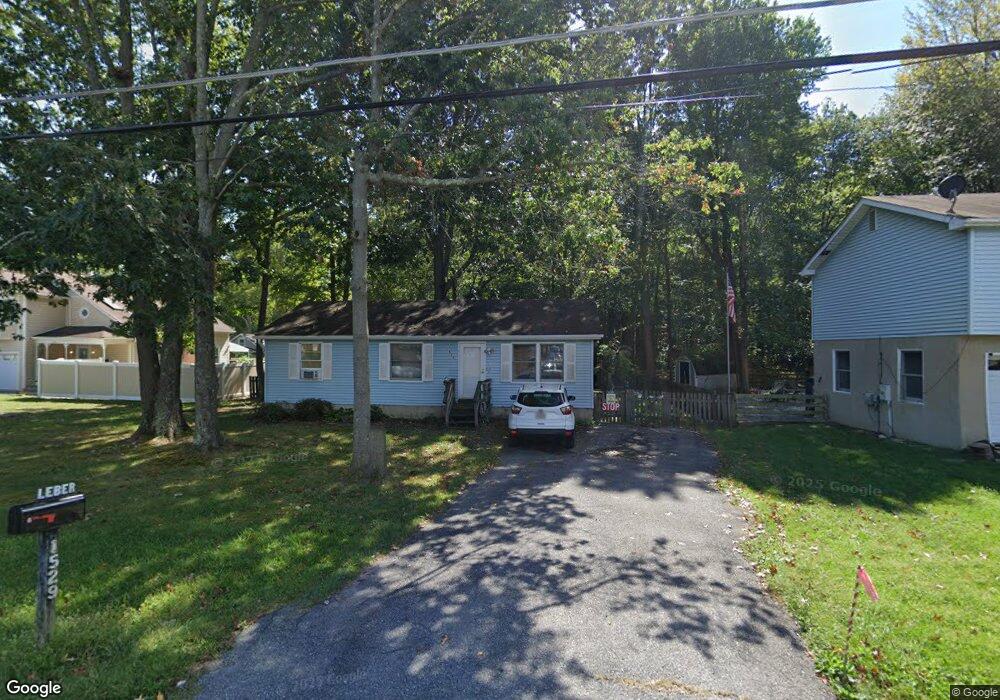 1529 Cedarhurst Rd, Shady Side, MD 20764 - photo 1