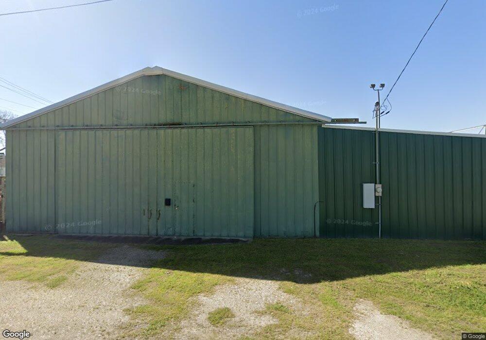 1401 Avenue F, Bay City, TX 77414 - photo 1