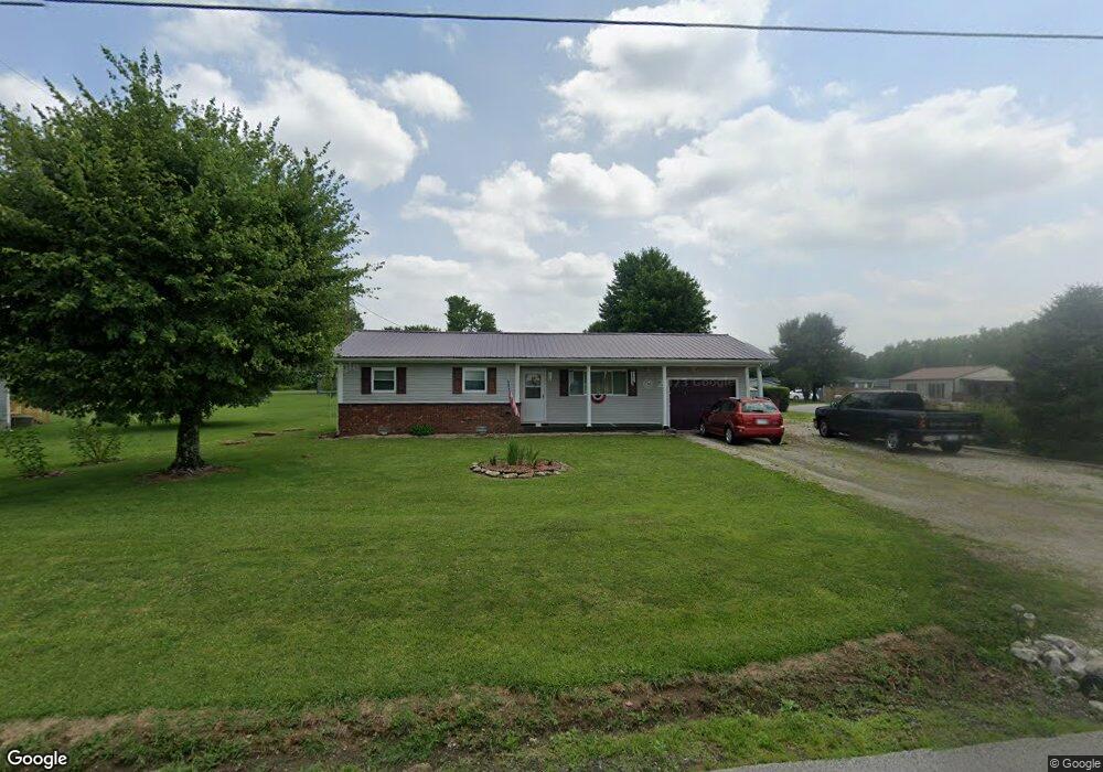 712 E Cutshall Rd, Austin, IN 47102 - photo 1