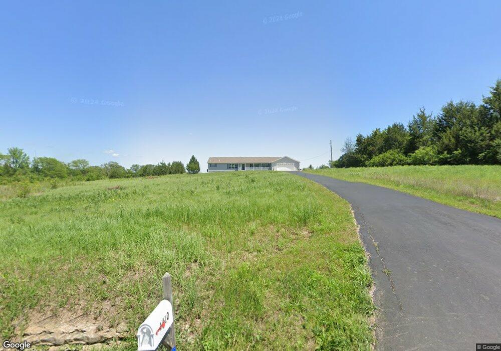 1410 SW Indian Hills Rd, Topeka, KS 66615 - photo 1