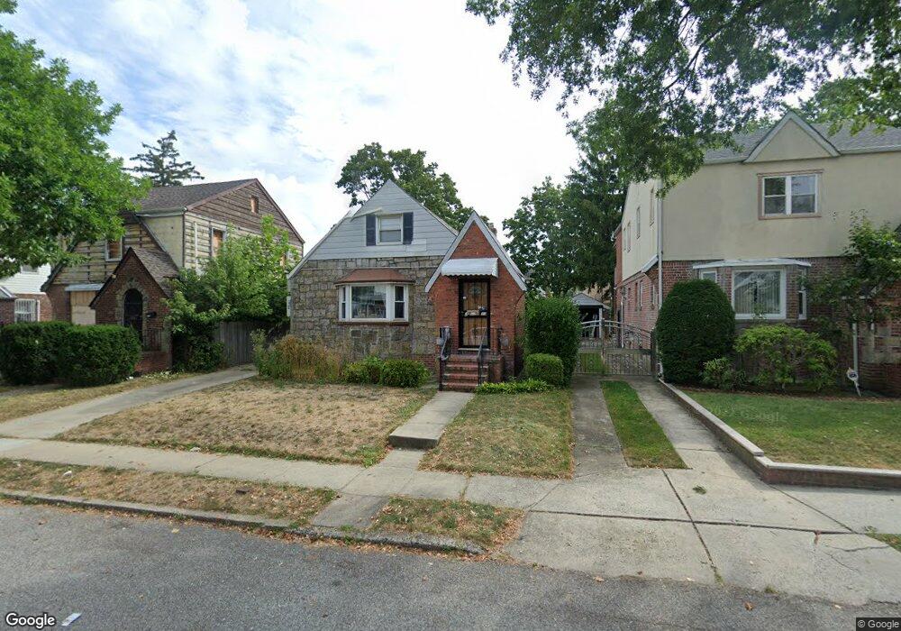 69-53 180th St, Flushing, NY 11365 - photo 1