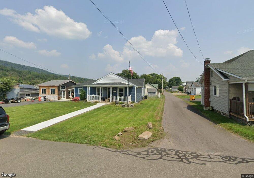 202 Pearl St, Berwick, PA 18603 - photo 1