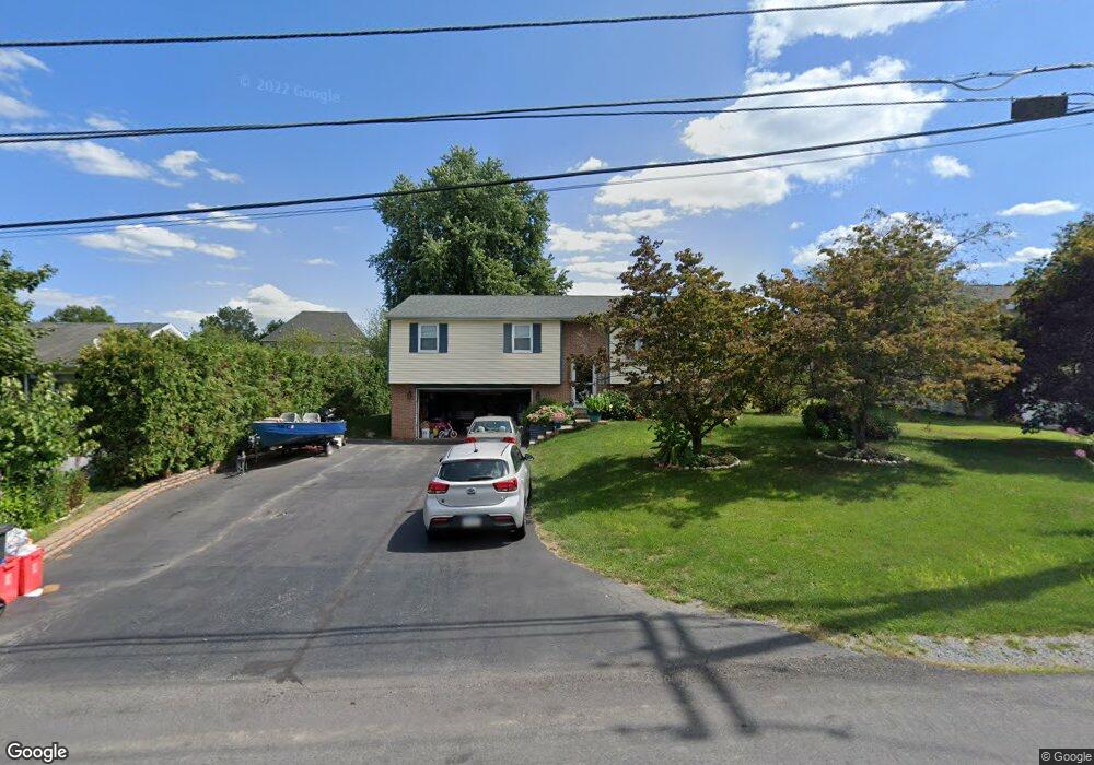 21 Black Matt Rd, Douglassville, PA 19518 - photo 1