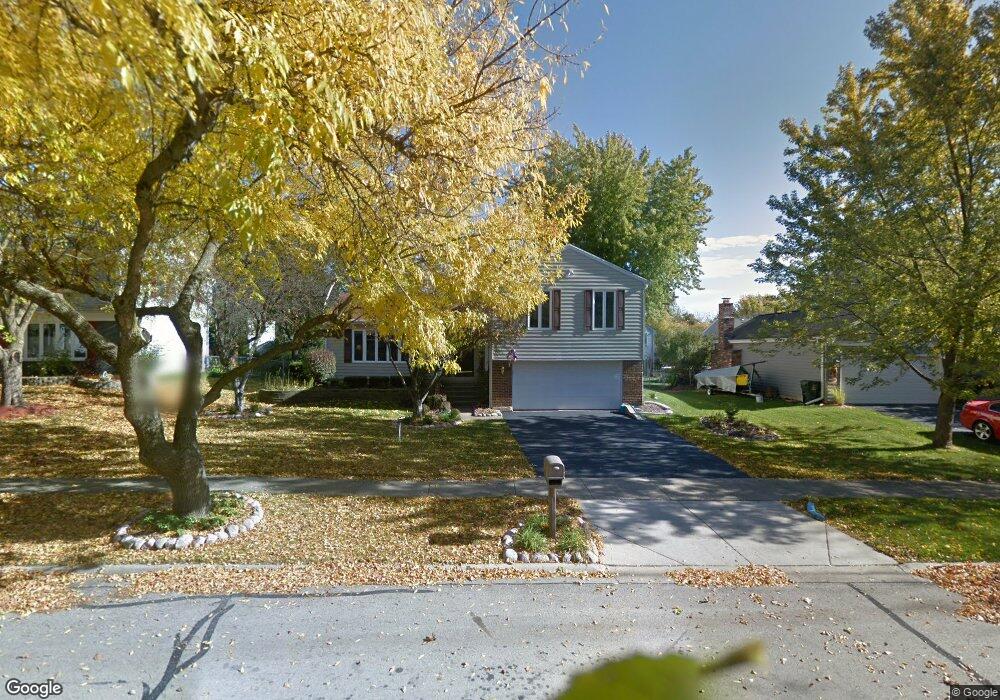 198 Briarheath Ln, Naperville, IL 60565 - photo 1