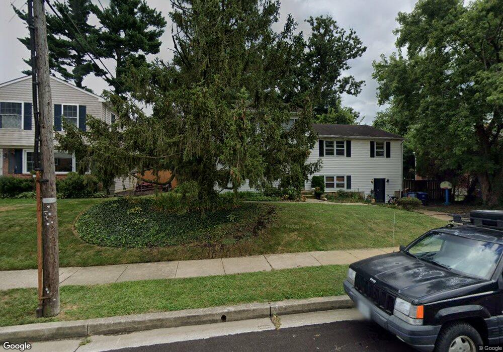 615 Wallerson Rd, Catonsville, MD 21228 - photo 1