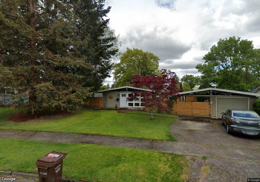 1695 SW Hicrest Ave, Portland, OR 97225 - photo 1