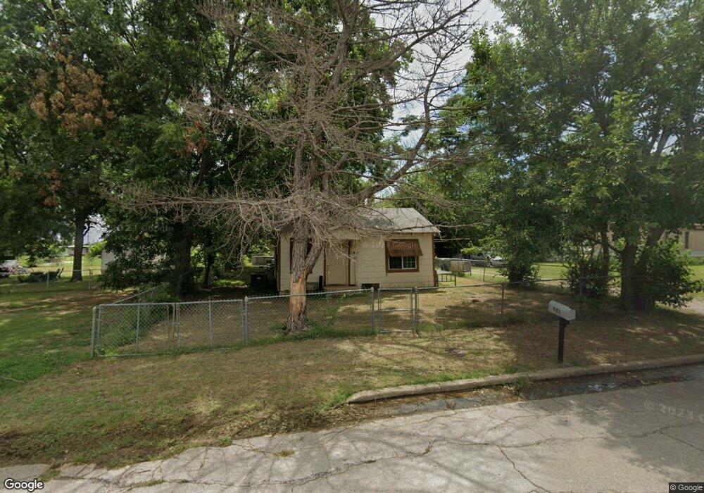 740 6th St, Wilson, OK 73463 - photo 1