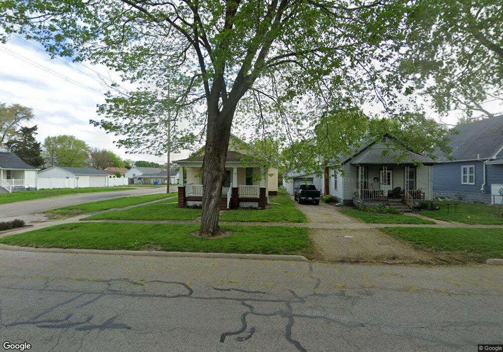 1402 Broadway St, Lincoln, IL 62656 - photo 1