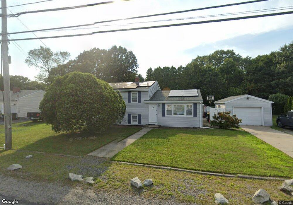 750 S Main St, Bellingham, MA 02019 - photo 1