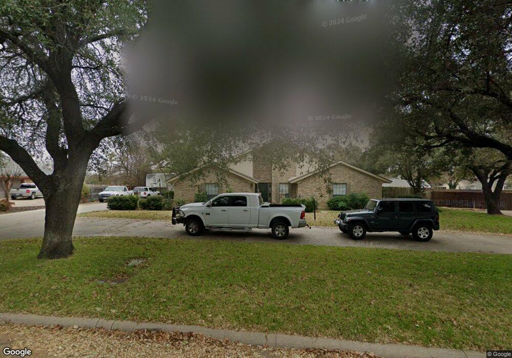 925 Highland Dr, Cleburne, TX 76033 - photo 1