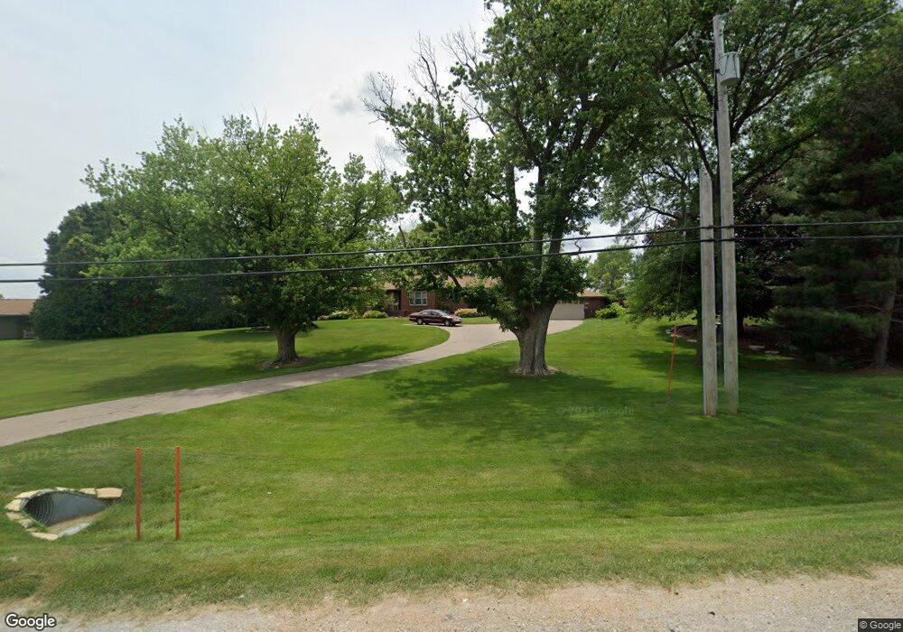 4325 W Kimberly Rd, Davenport, IA 52806 - photo 1