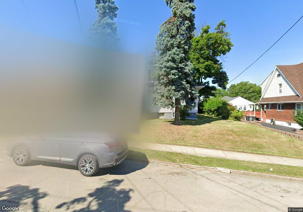 256 Burlington Ave, Paterson, NJ 07502 - photo 1