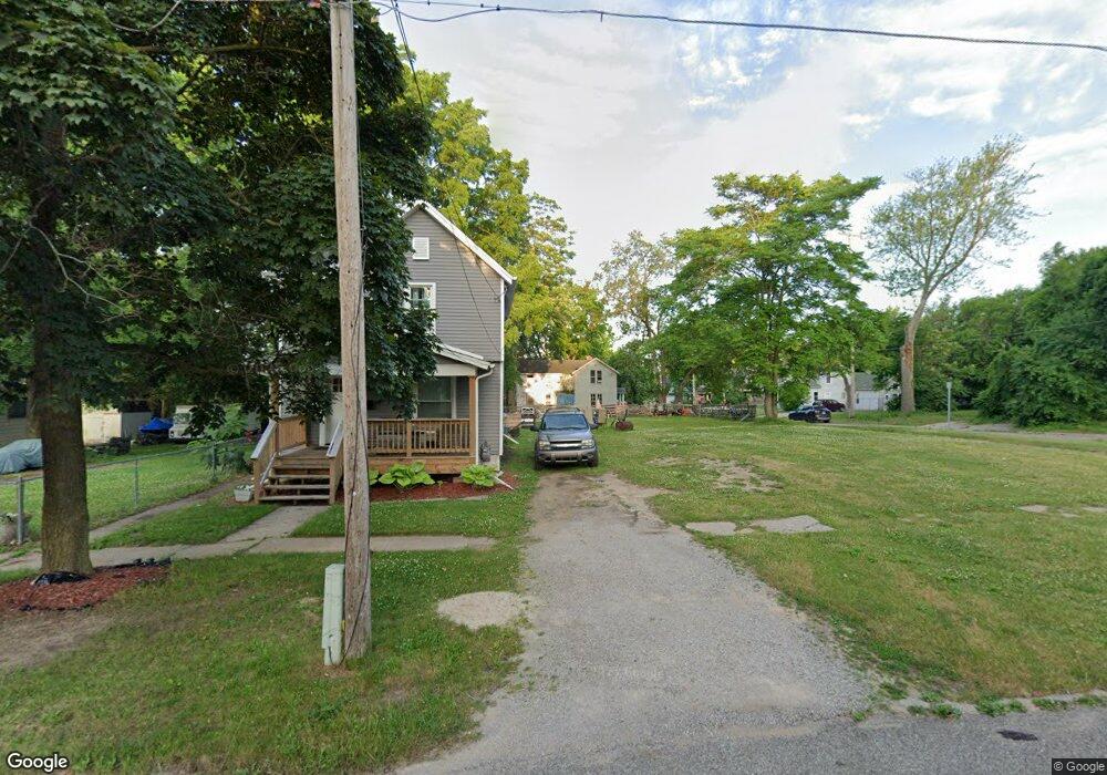 1102 Oak St, Flint, MI 48503 - photo 1