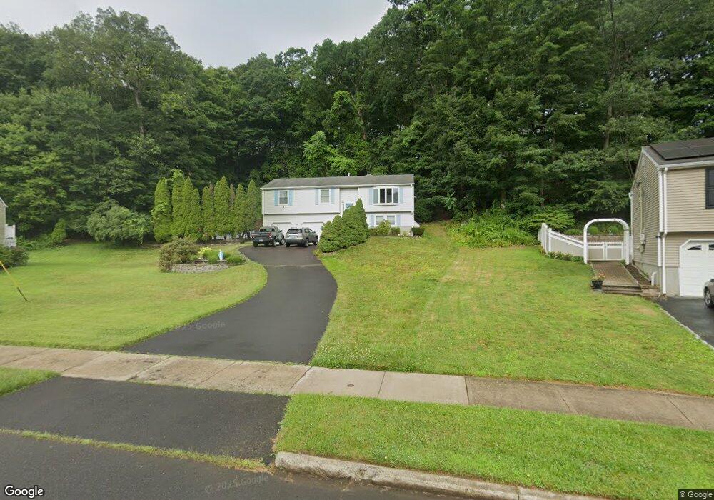 102 Sylvan Hills Rd, East Haven, CT 06513 - photo 1