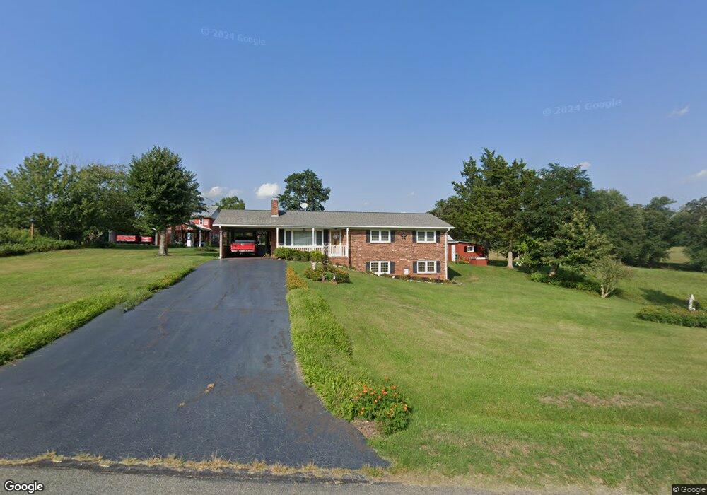 460 Gordon Rd, Callands, VA 24530 - photo 1