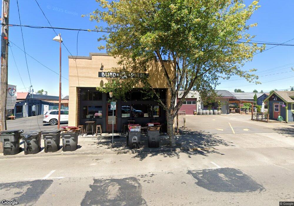 325 W Main St, Carlton, OR 97111 - photo 1