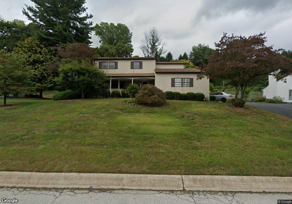 629 Heather Ln, Bryn Mawr, PA 19010 - photo 1