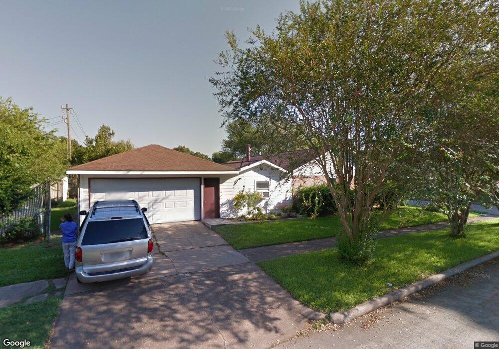 9403 Misty Bridge St, Houston, TX 77075 - photo 1