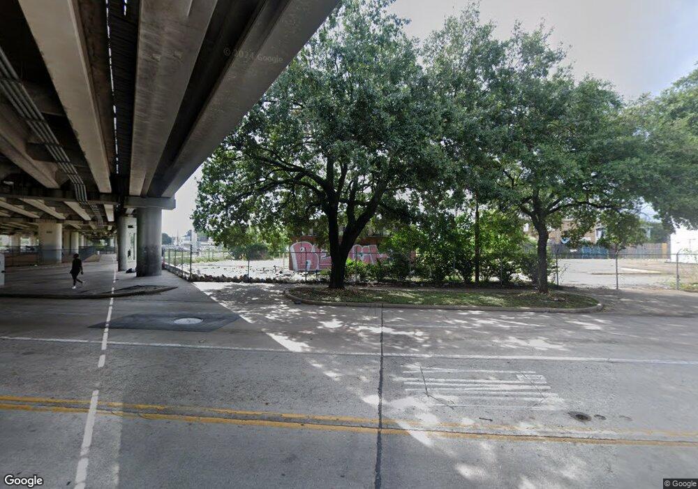 4703 Main, Houston, TX 77009 - photo 1