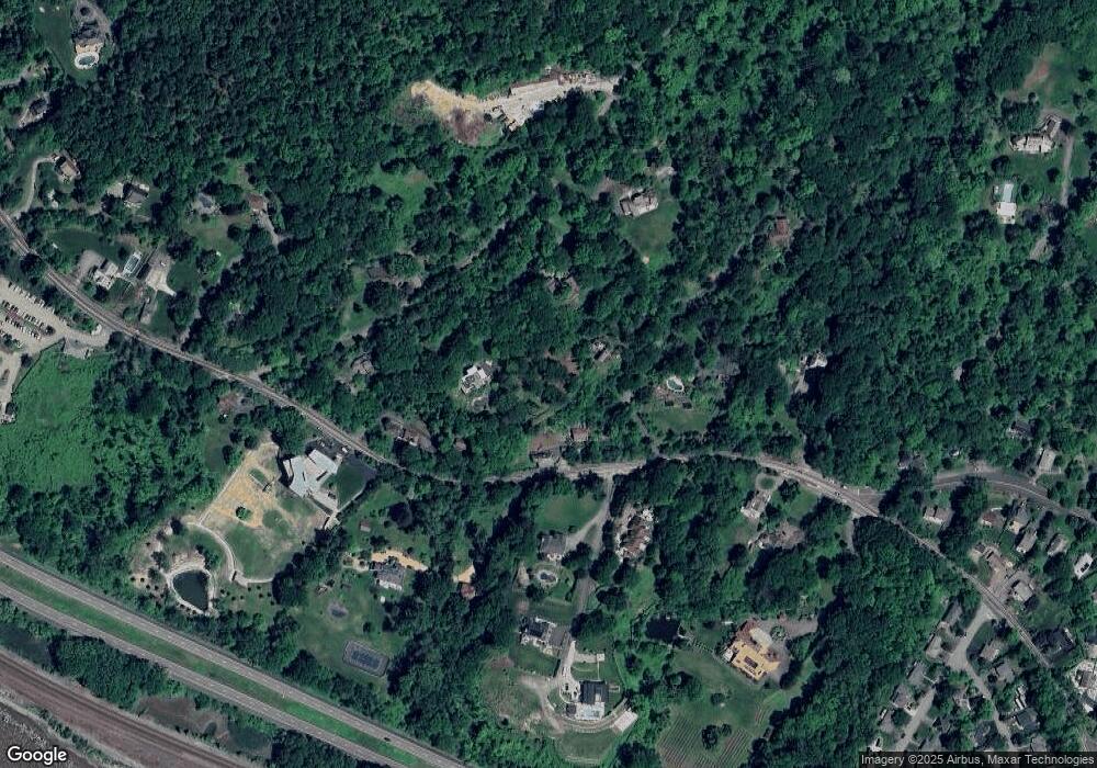 6 Prickly Pear Hill Rd, Croton-On-hudson, NY 10520 - photo 1