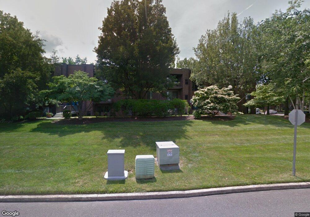 86 Oakridge Dr unit 86, Langhorne, PA 19047 - photo 1