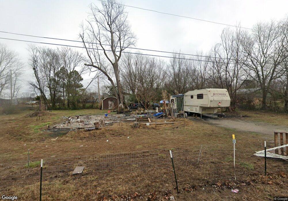 270 N Larmon St, Colcord, OK 74338 - photo 1