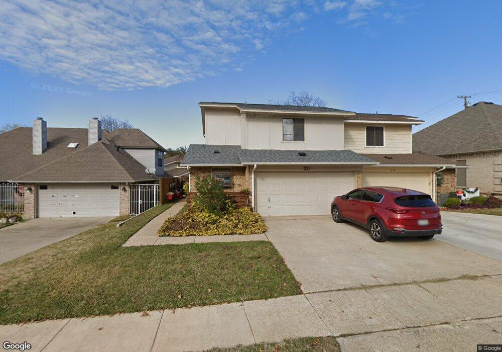 221 Wayside Ct, Bedford, TX 76021 - photo 1