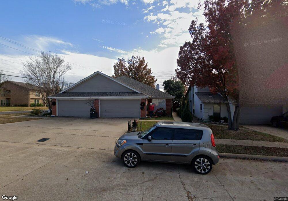 228 Wayside Ct, Bedford, TX 76021 - photo 1